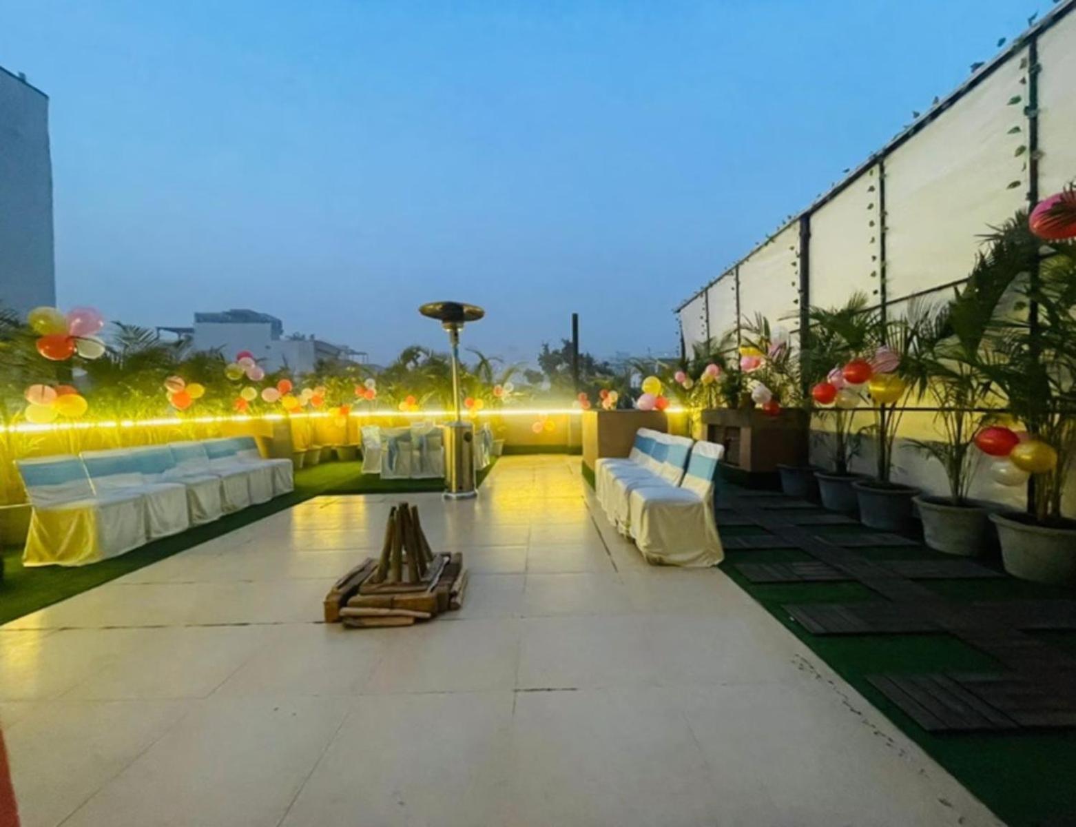 Fabhotel Prime The Rivlet Mg Road Gurgaon Extérieur photo